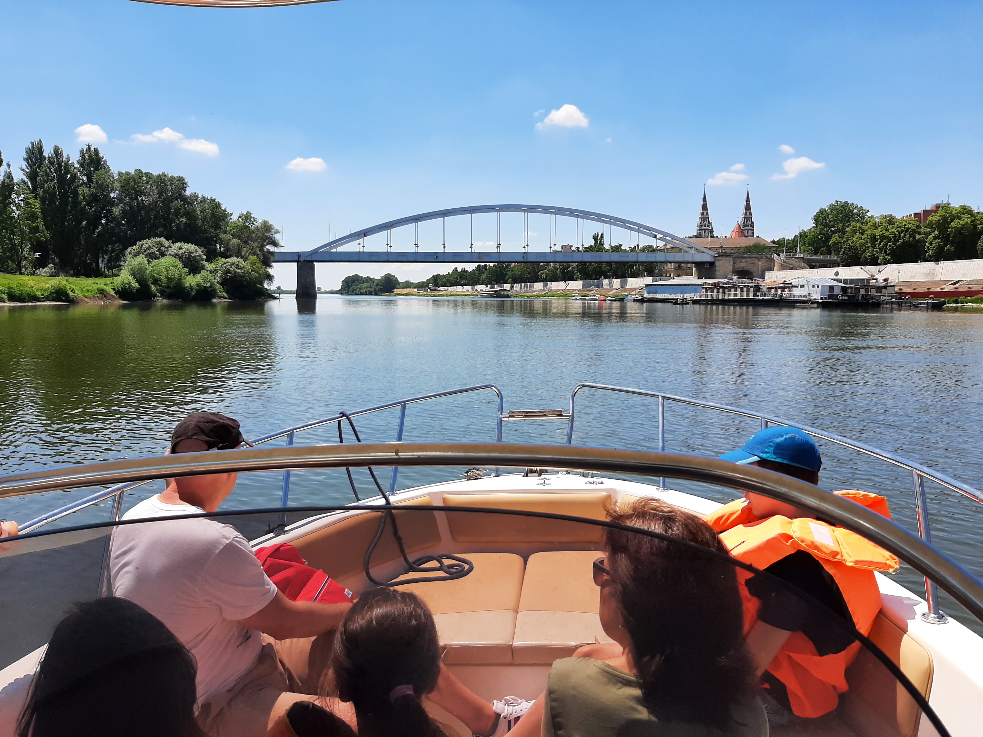 Tiszai kalandozások