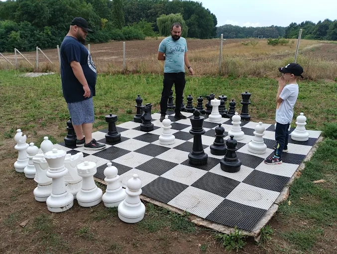 Tisza-tavi Dinó Park