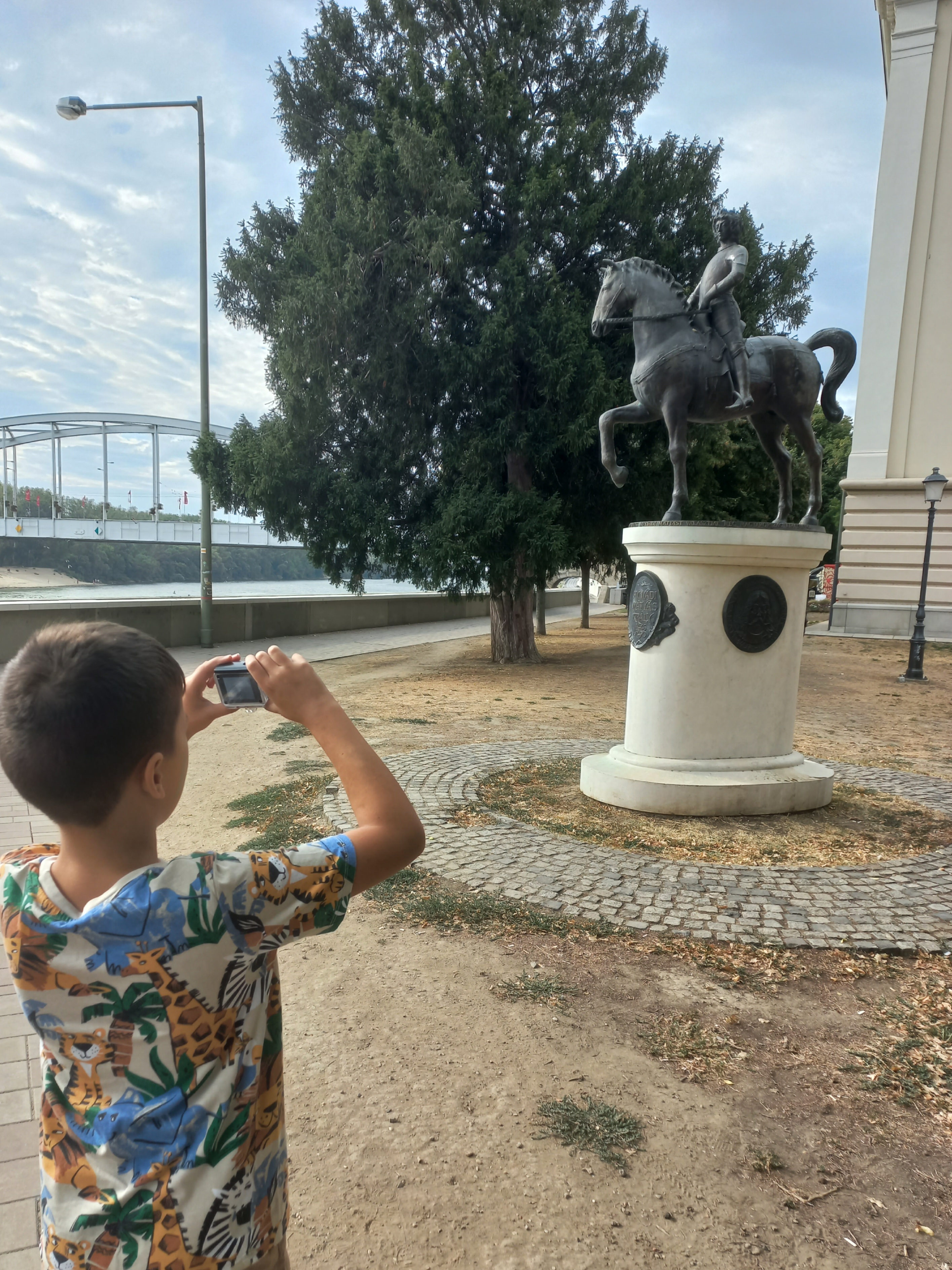 Az elveszett pecsét nyomában