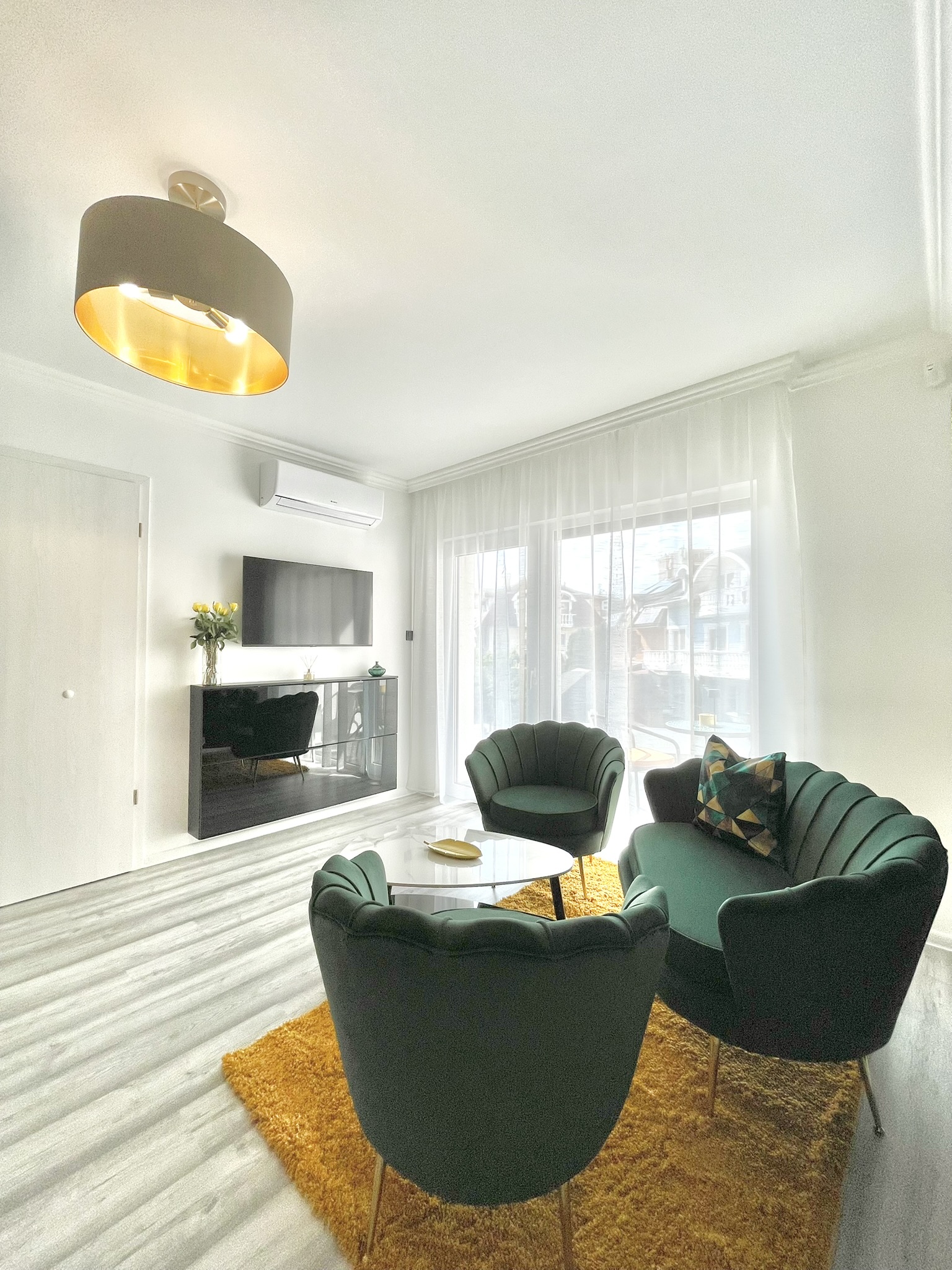 Helios De Luxe Apartman 1/8