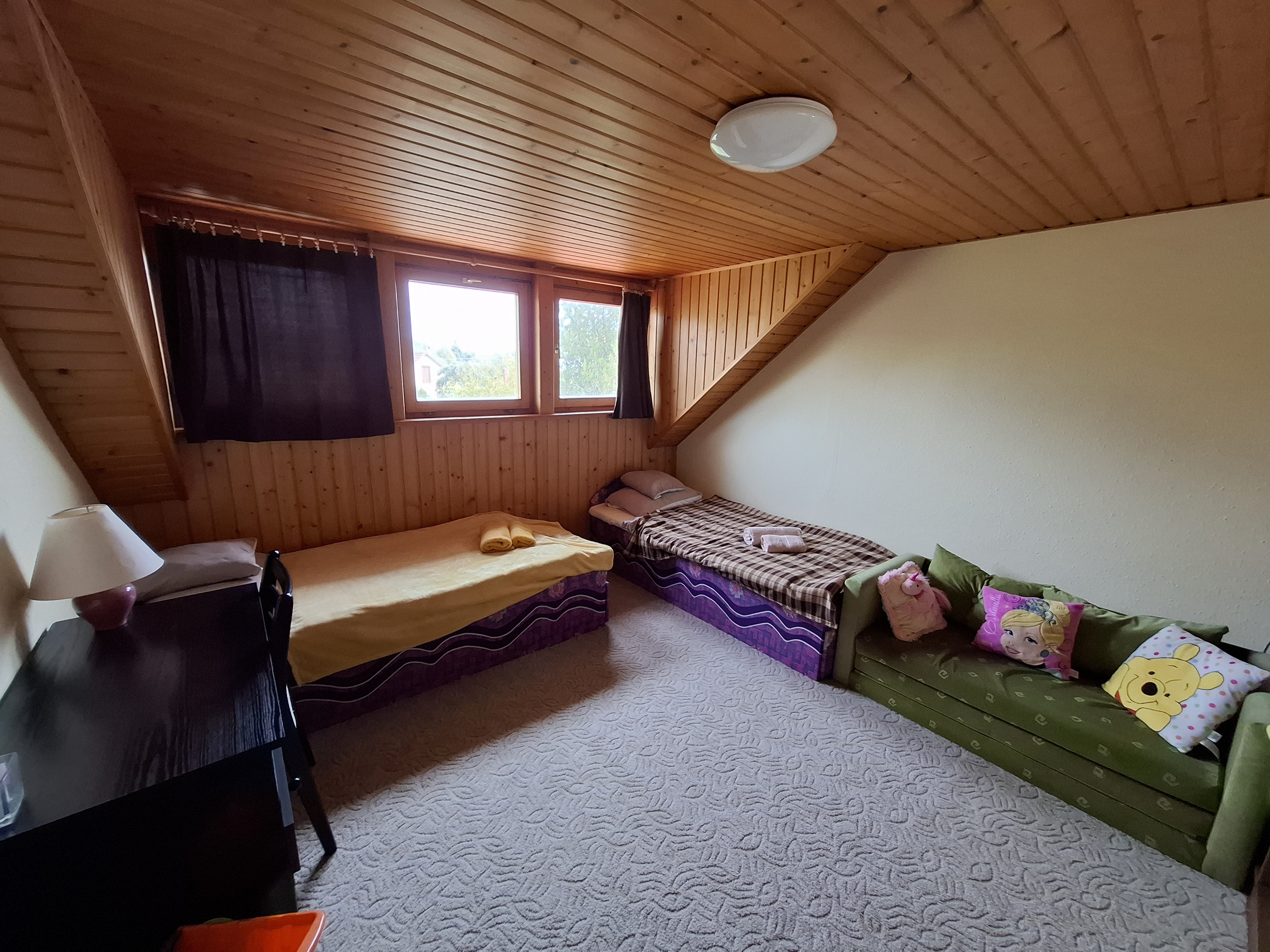 emeleti galériás hálószoba