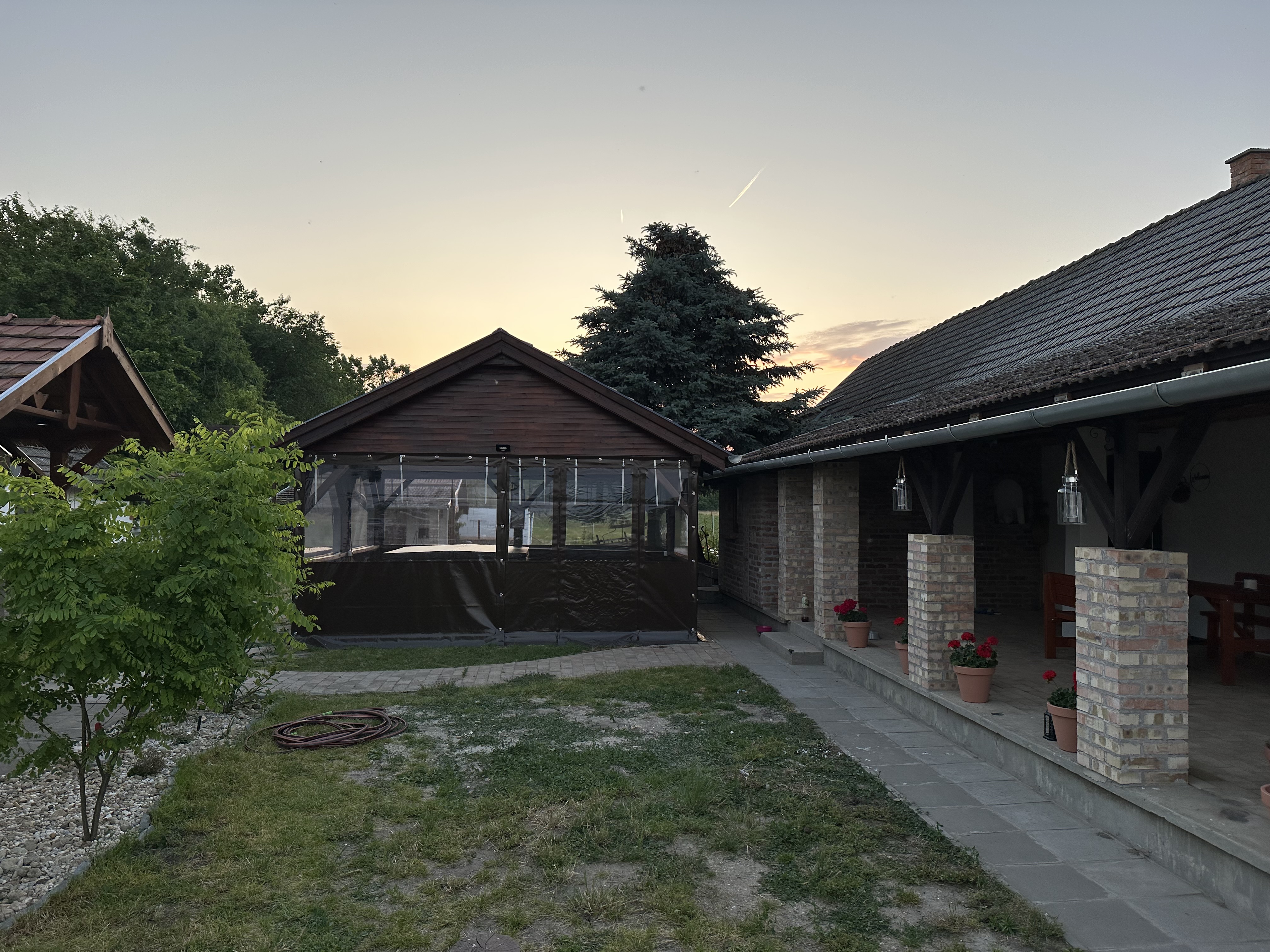 Százholdas Pagony Vendégház