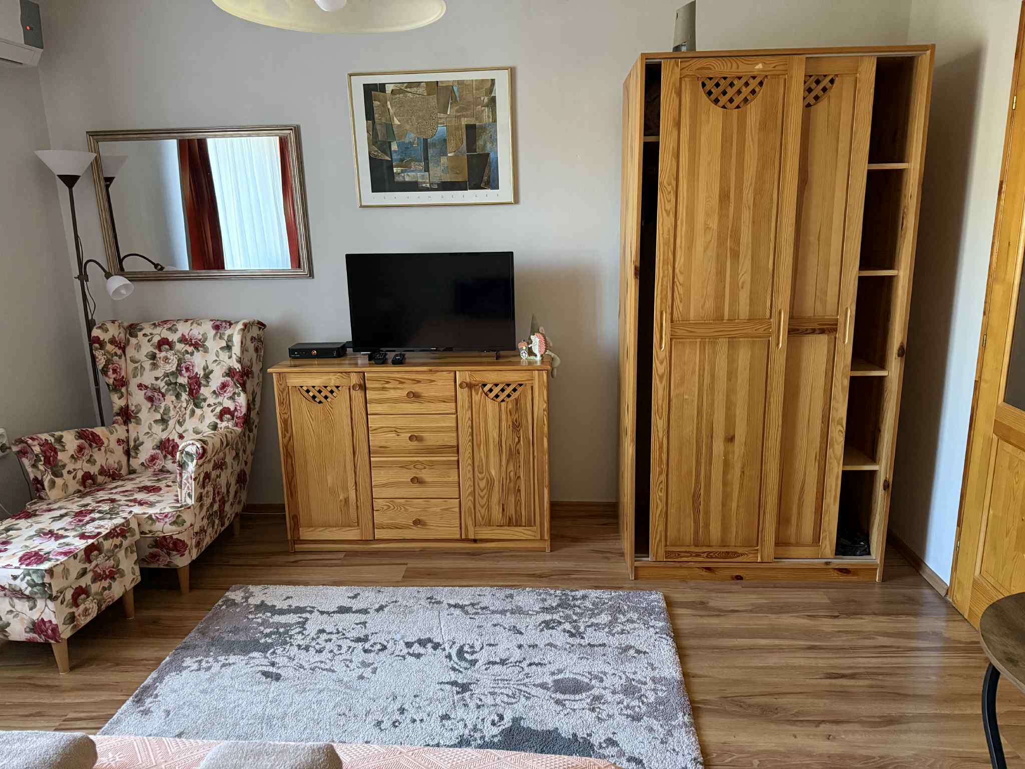 Családi lakrész- szülői szoba