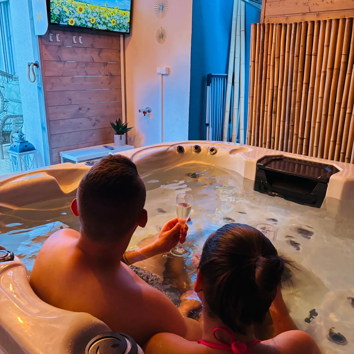 Hsppy Island Luxury**** Apartman Sárvár