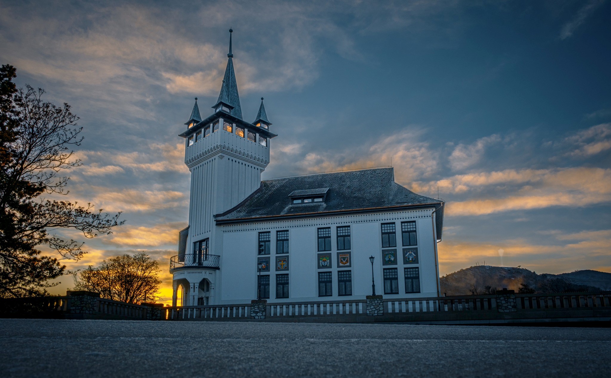 KINCSTÁR APARTMANOK KORONA APARTMAN