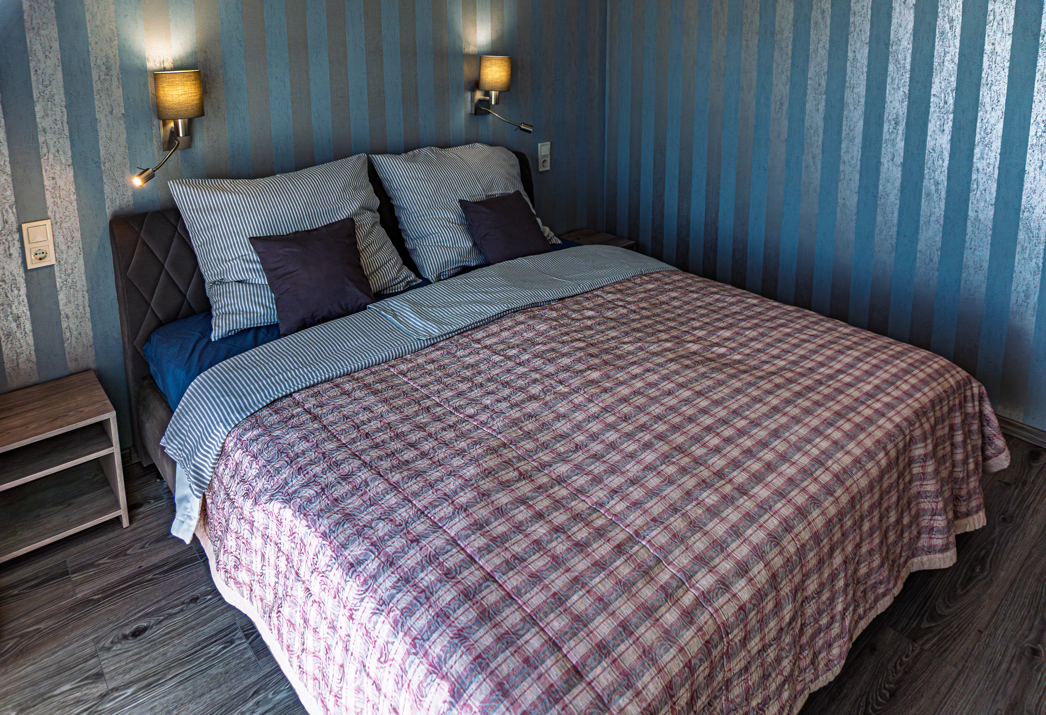 hálószoba loggia kapcsolattal