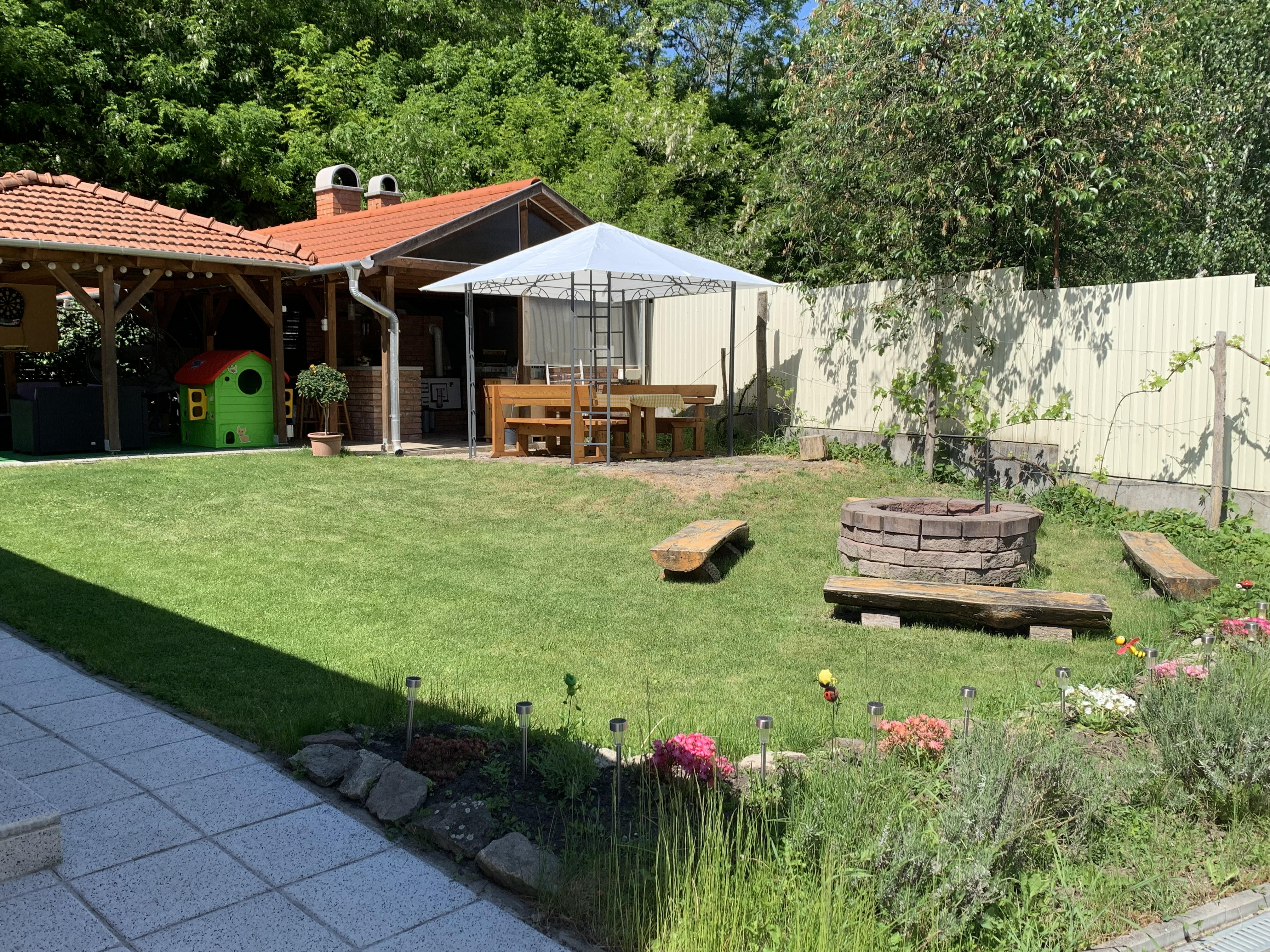 Cserndes - zug udvari rész