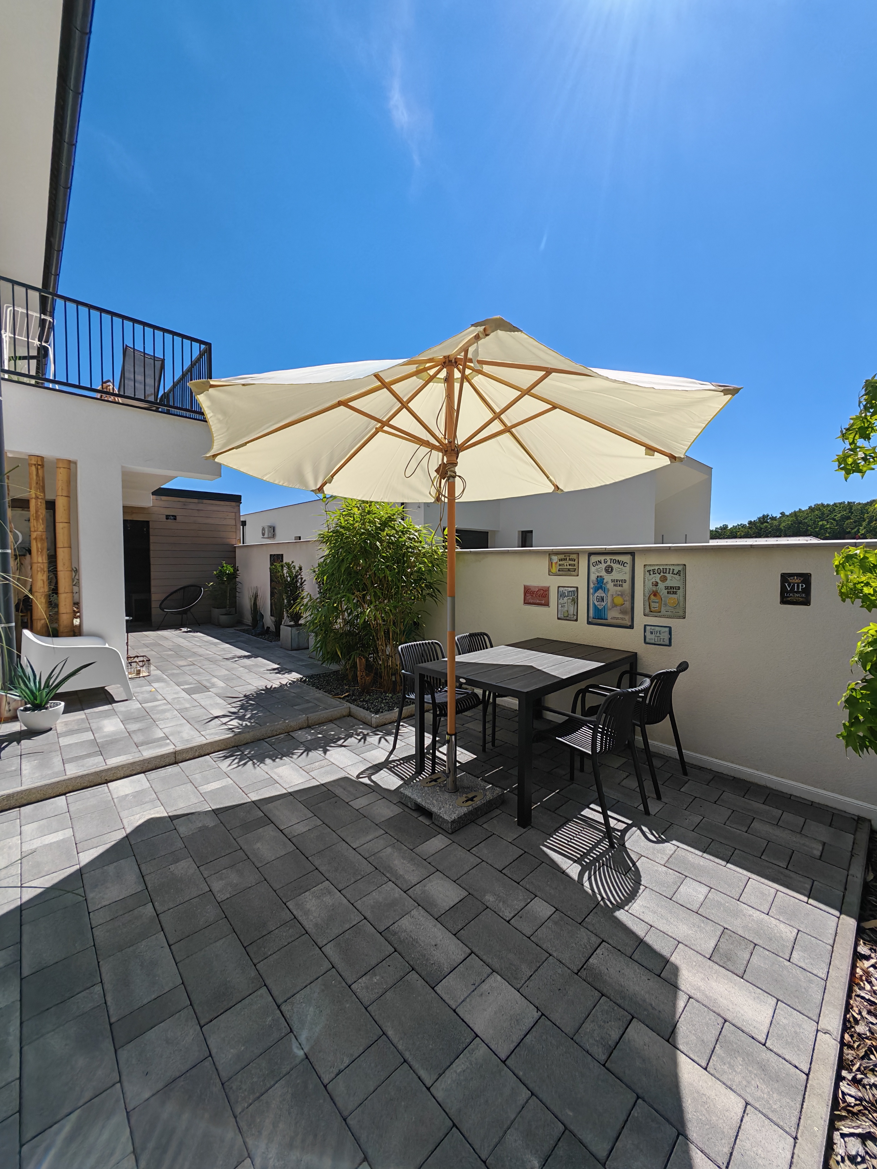 Hsppy Island Luxury**** Apartman Sárvár