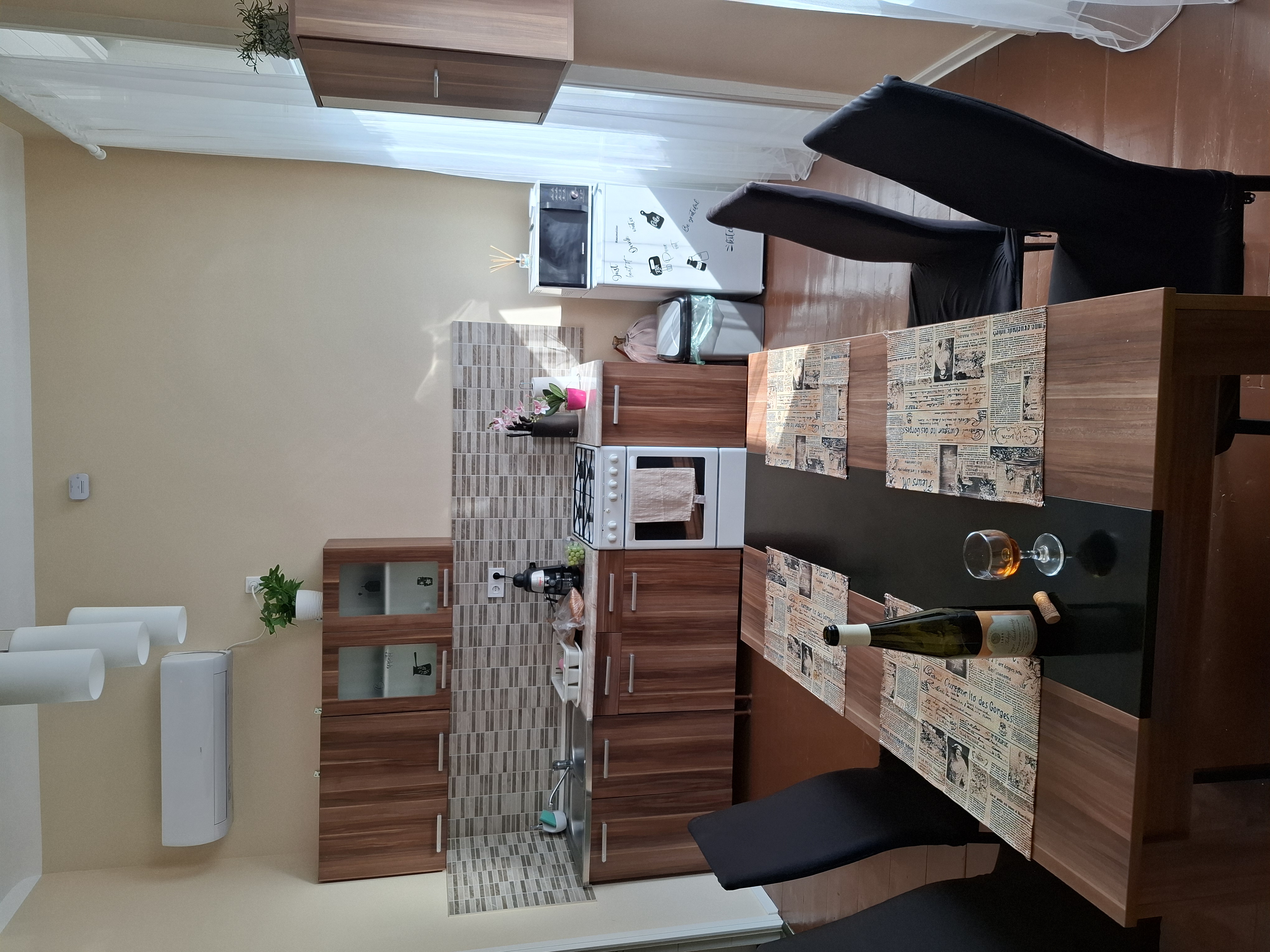 KINCSTÁR APARTMANOK KORONA APARTMAN