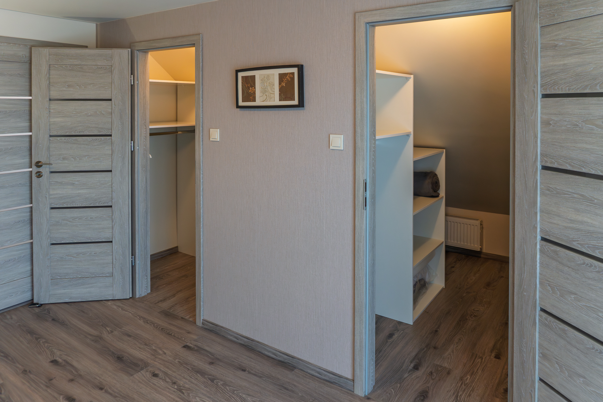 hálószoba járható gardrobbal